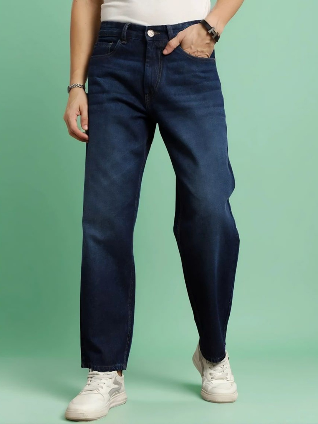 

Moda Rapido Men Straight Fit Highly Distressed Light Fade Jeans, Navy blue