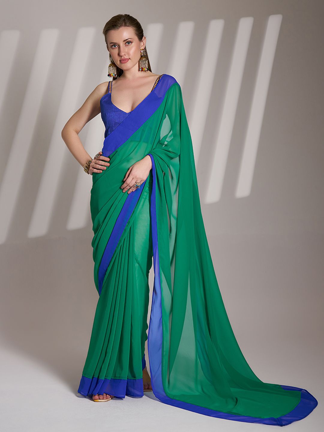 

modeva Colourblocked Pure Georgette Ready to Wear Saree, Green