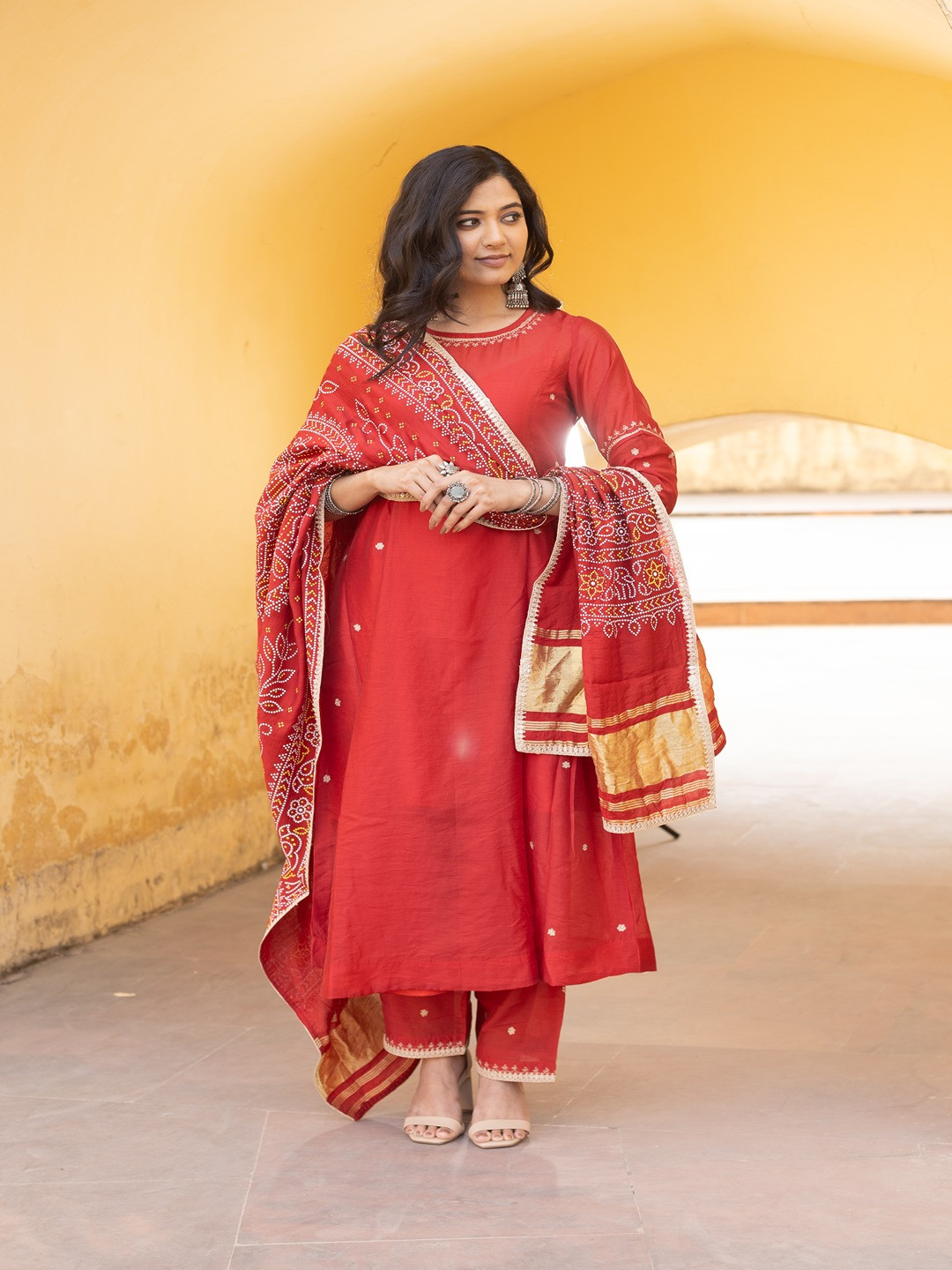 

ASRUMO Women Embroidered Regular Thread Work Kurta with Trousers & With Dupatta, Red