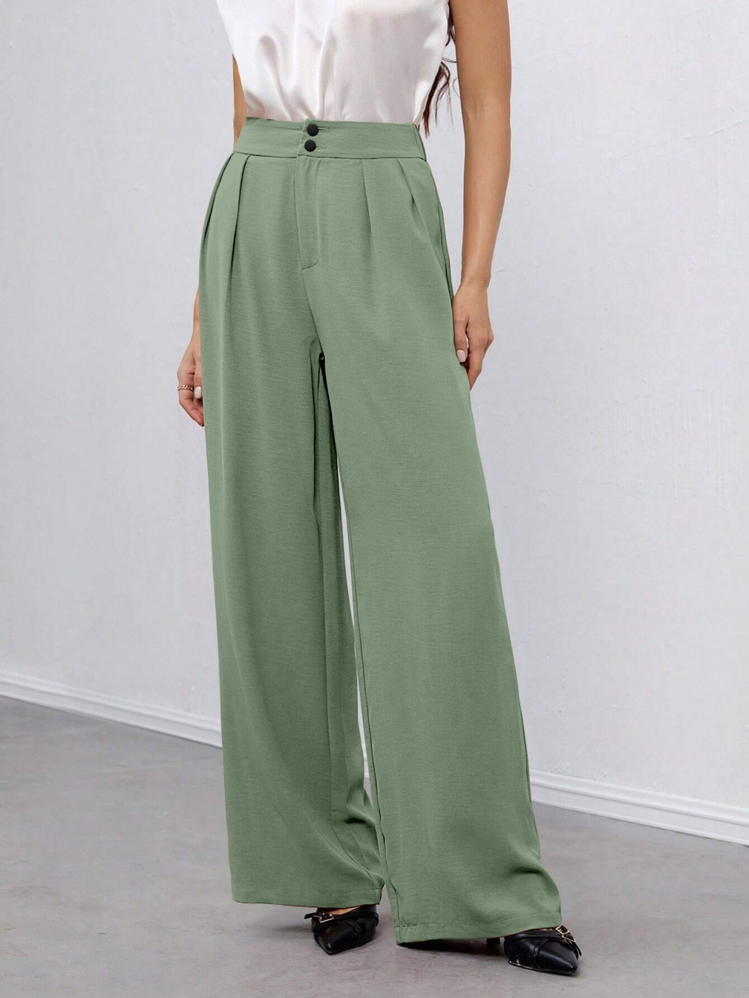 

Kalika Women Loose Fit High-Rise Pleated Trousers, Lime green