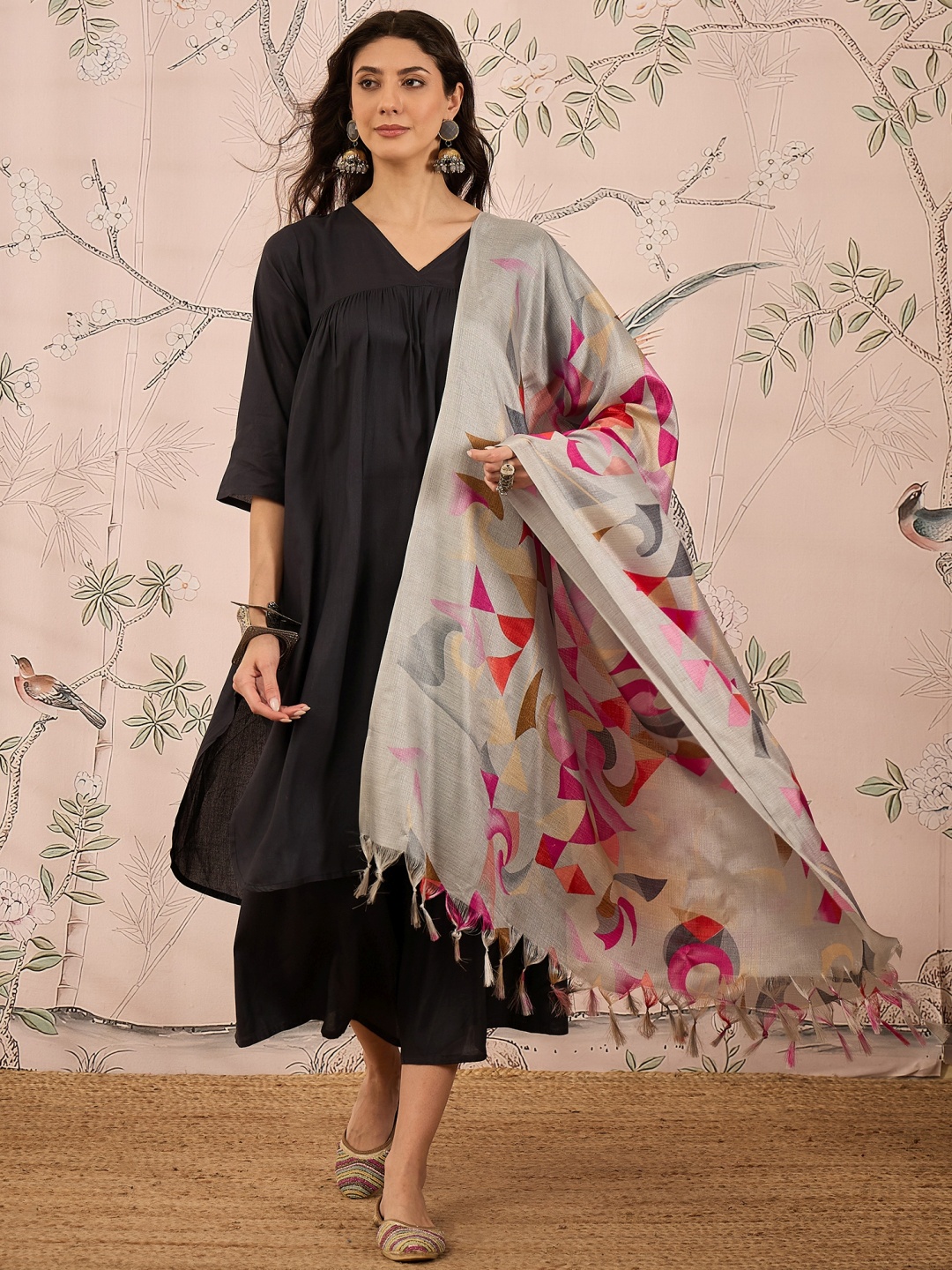 

InWeave V-Neck A-Line Kurta With Palazzos And Dupatta, Black