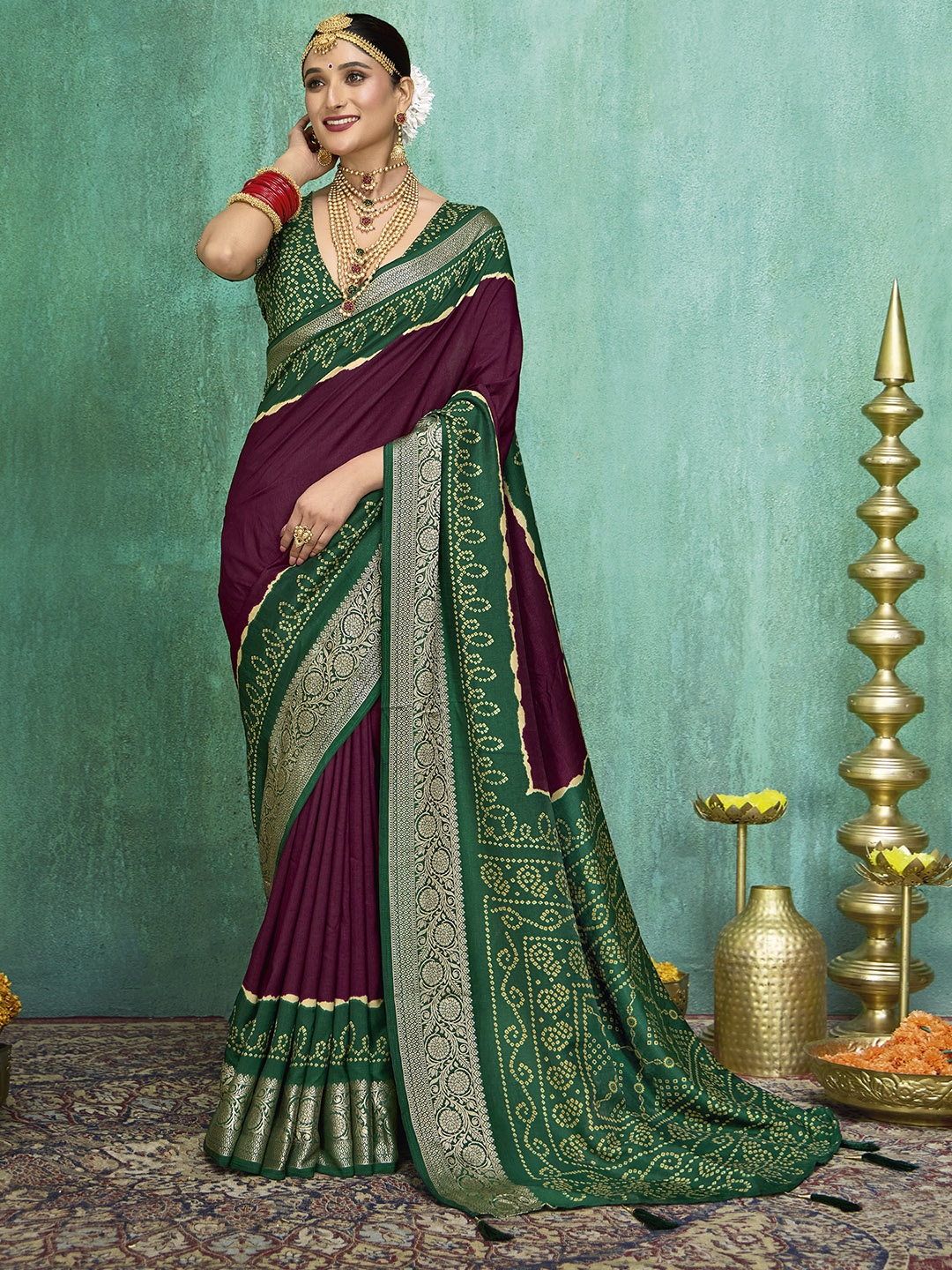 

Meena Bazaar Zari Art Silk Saree, Burgundy