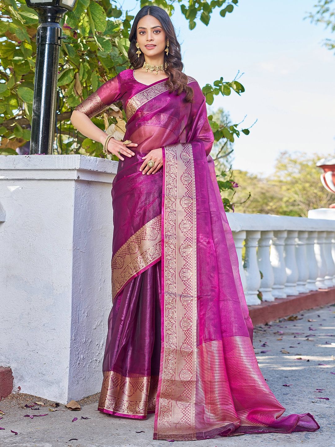 

Mitera Zari Organza Banarasi Saree, Magenta