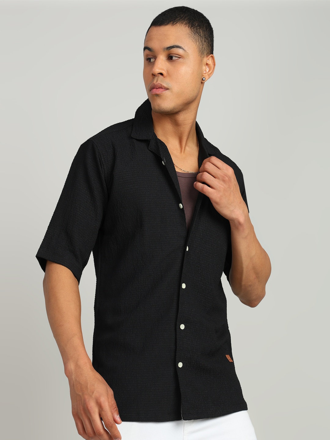 

PulseIQ Men Slim Fit Opaque Casual Shirt, Black