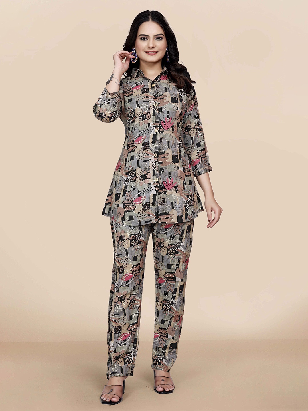 

YOELLA Printed Shirt Collar Top With Trousers Co-Ords Set, Black