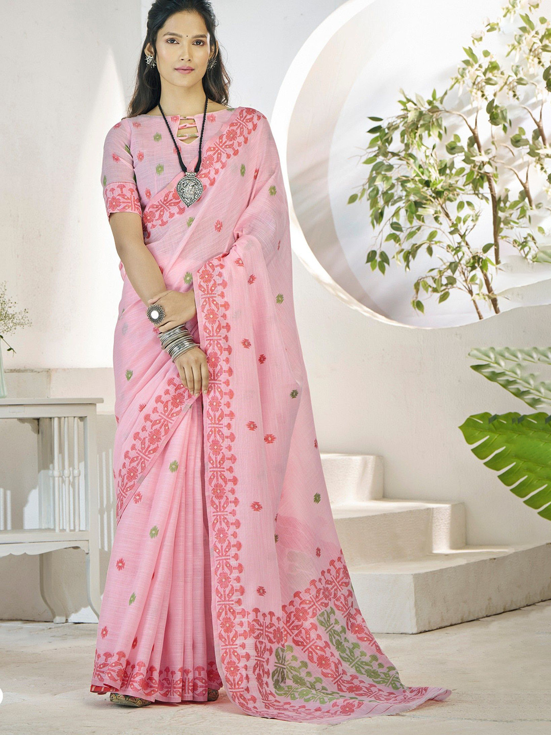 

MySilkLove Woven Design Linen Blend Saree, Pink