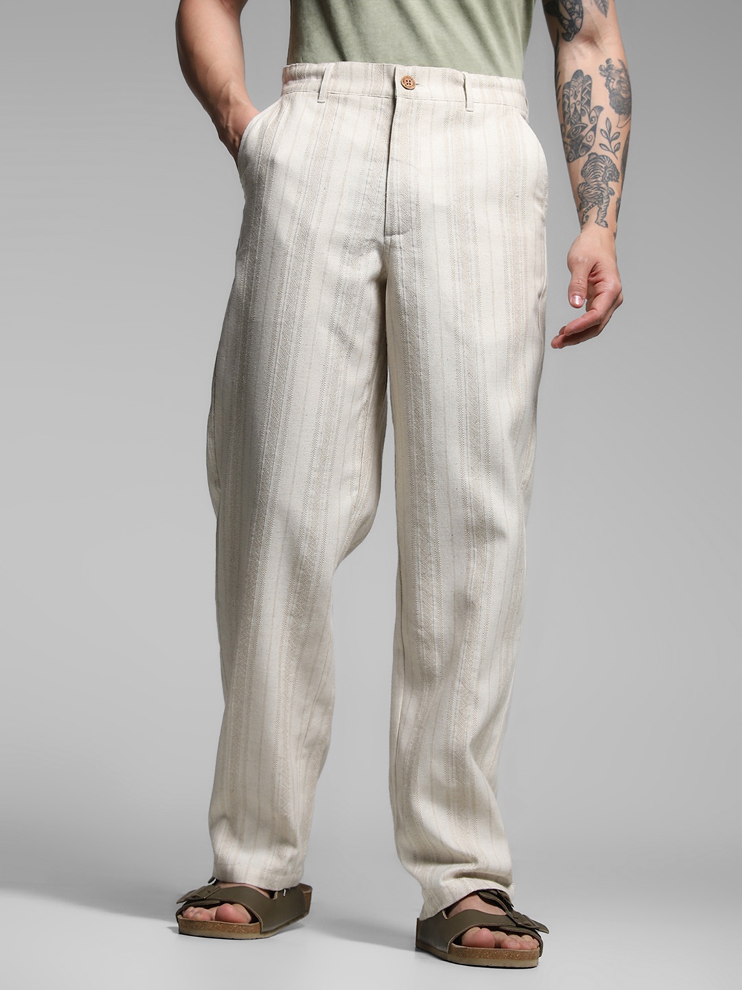

Jack & Jones Men Striped Slim Fit Chinos Trousers, Beige