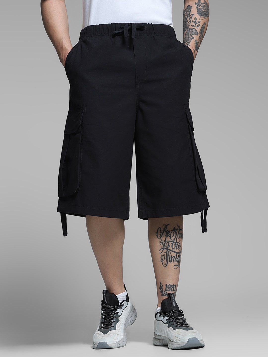

Jack & Jones Men Loose Fit Cargo Shorts, Black