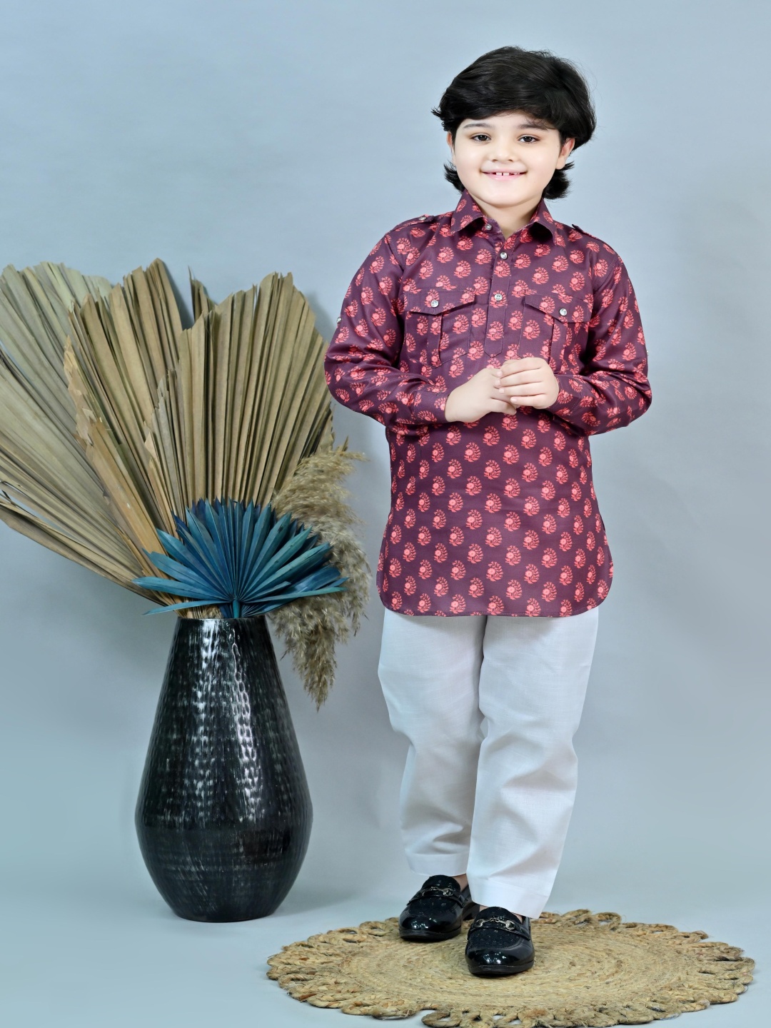 

ahhaaaa Boys Floral Printed Regular Thread Work Kurta with Pyjamas, Maroon