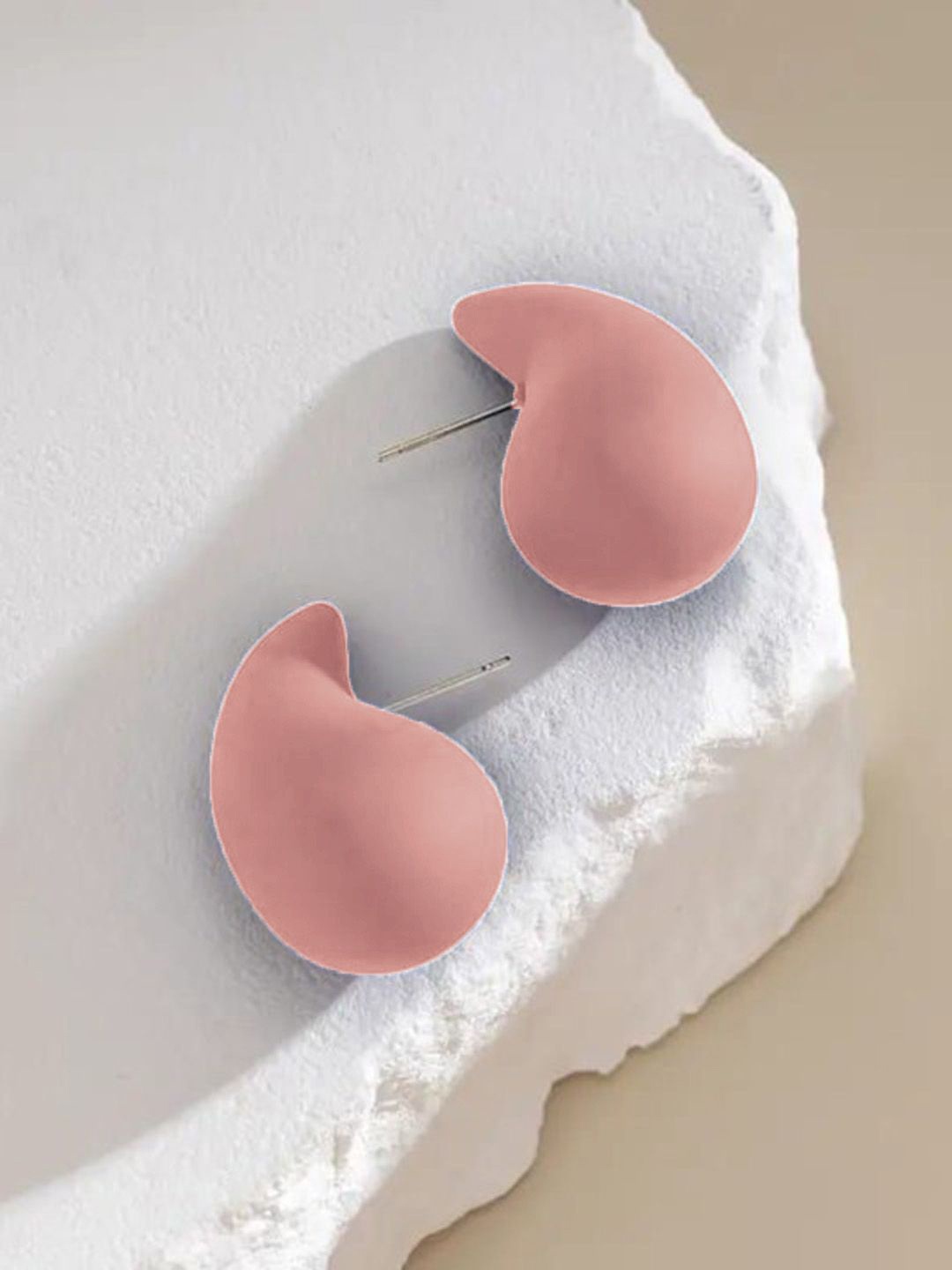 

Krelin Teardrop Shaped Drop Earrings, Peach