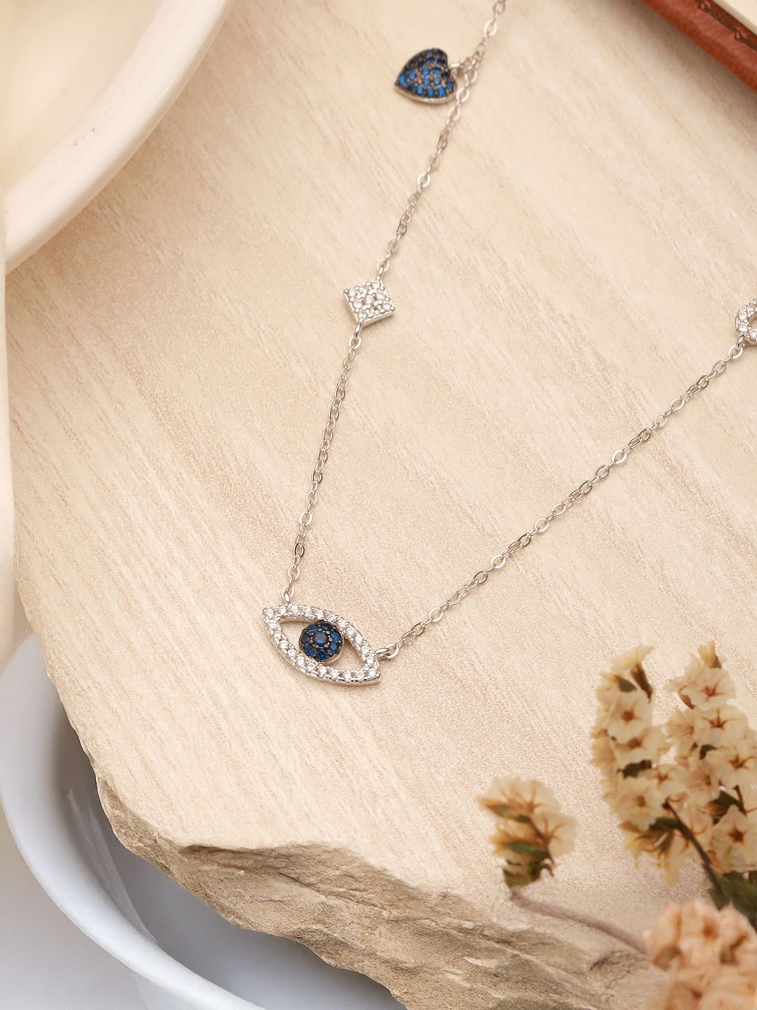 

SARAF SILVERETZ 925 Sterling Silver Silver-Plated American Diamond Studded Chain