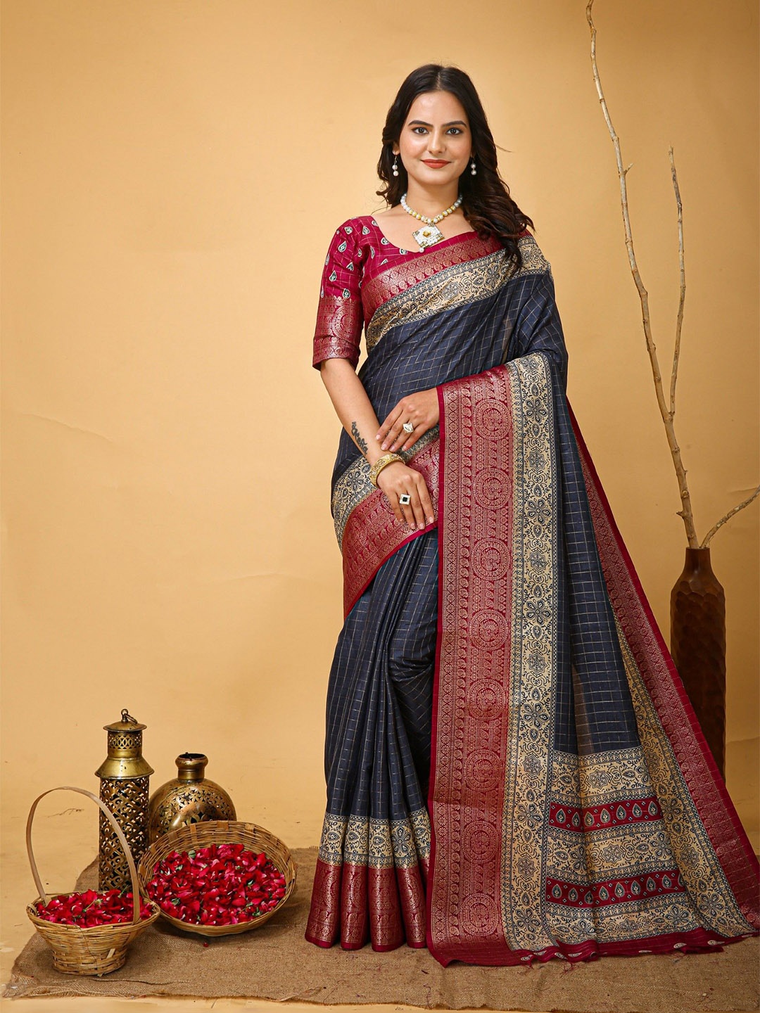 

Rangtulika Ethnics Zari Saree, Blue