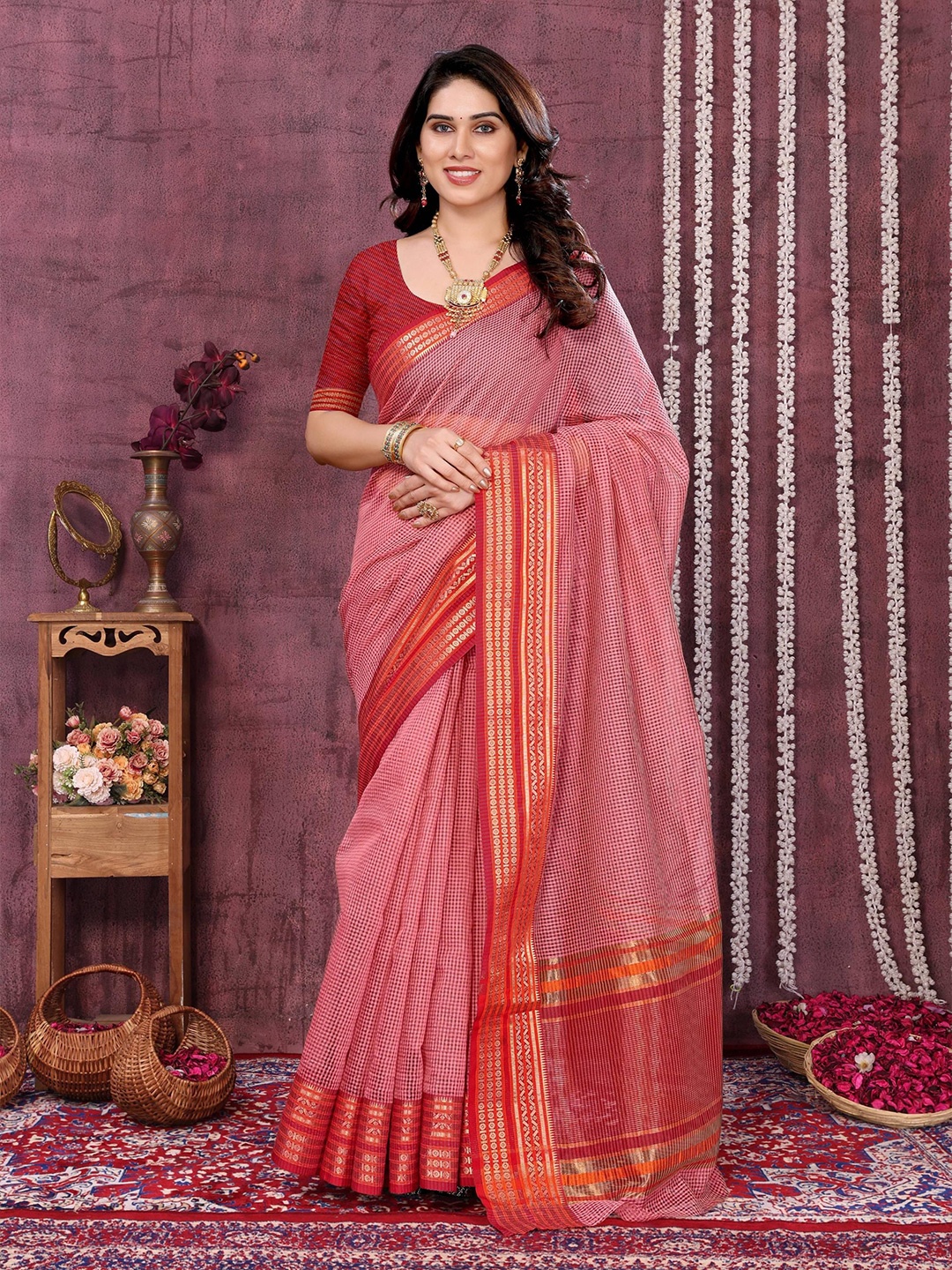 

Moda Rapido Checked Zari Silk Blend Kota Saree, Pink