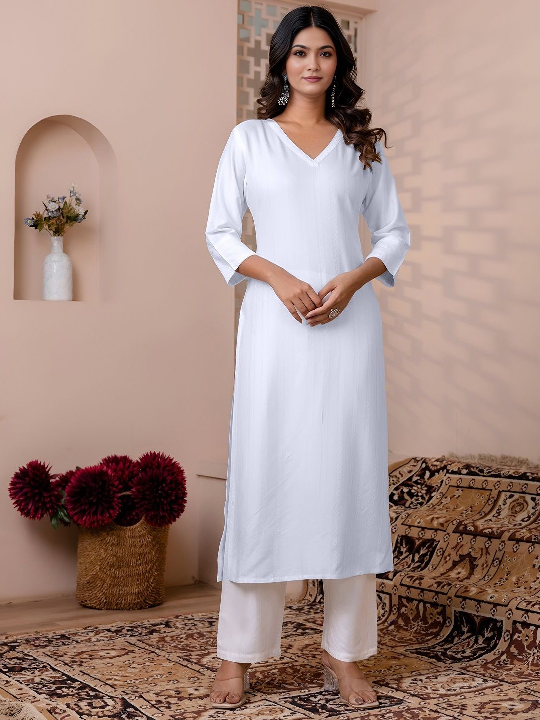 

Lookmark V-Neck Straight Kurta, White
