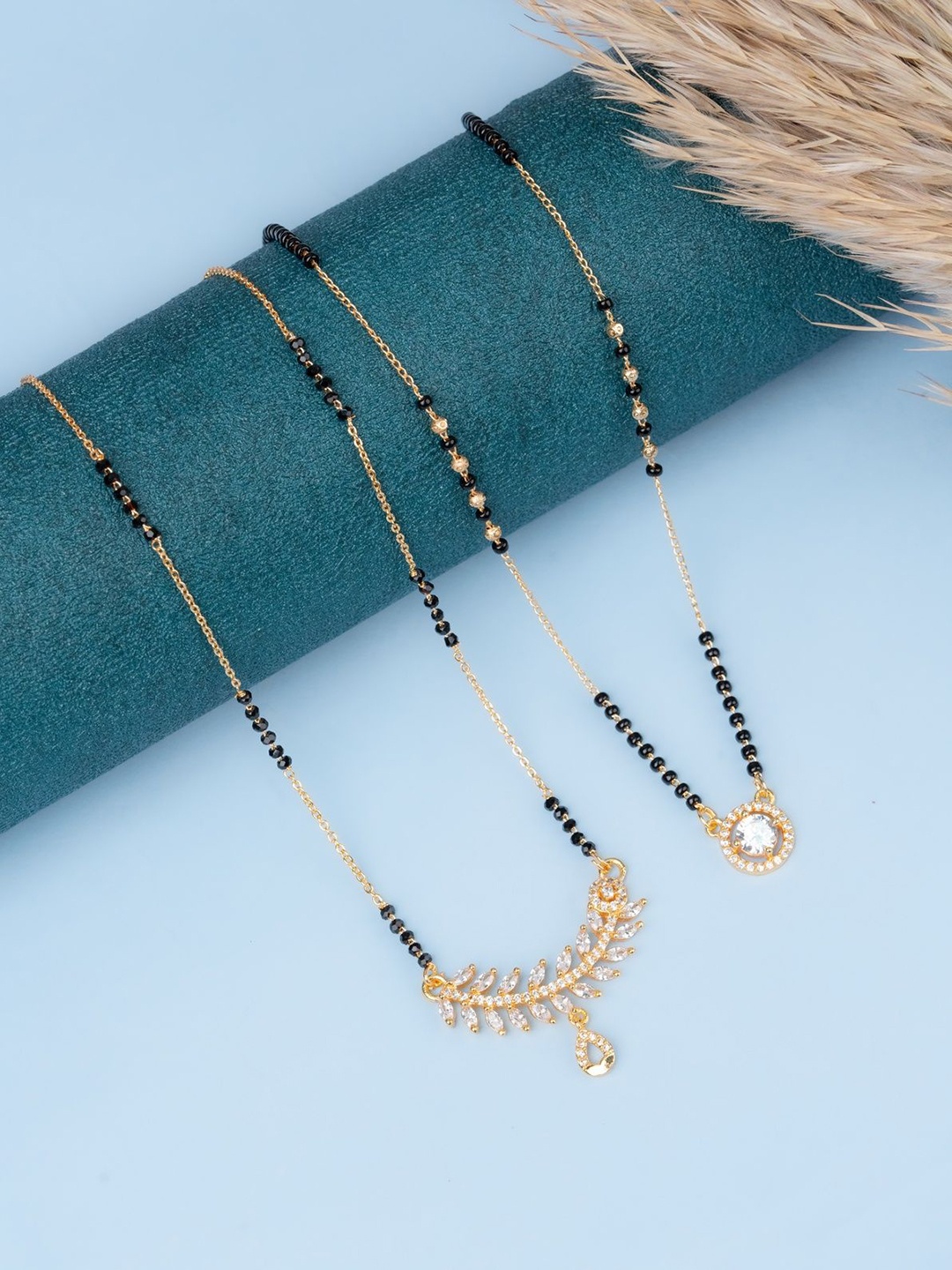 

Zeraki Jewels Gold-Plated Artificial Stones and Beads Mangalsutra