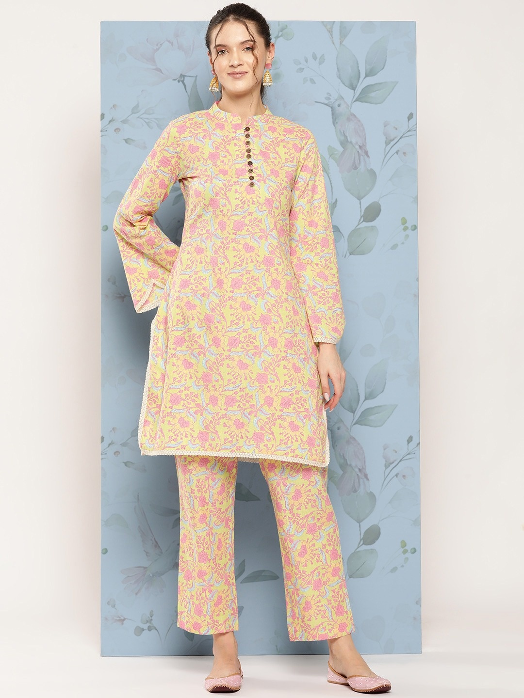 

Fourleaf Women Floral Printed Regular Pure Cotton Kurti with Trousers, Yellow