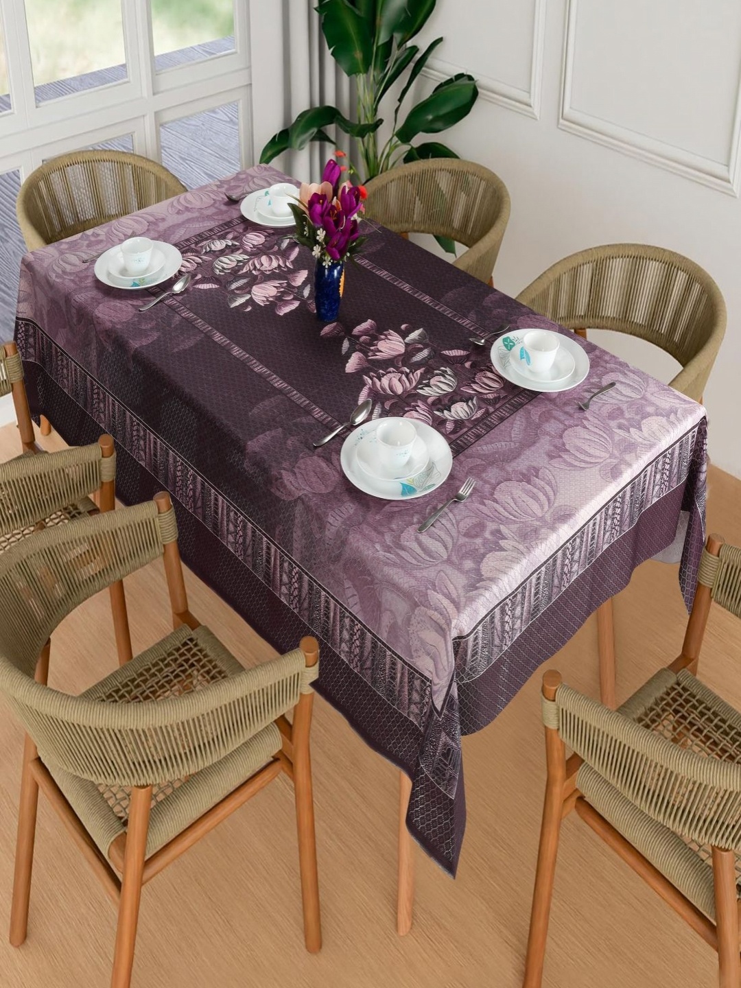 

Homerz Brown Floral Cotton 6-Seater Table Cover
