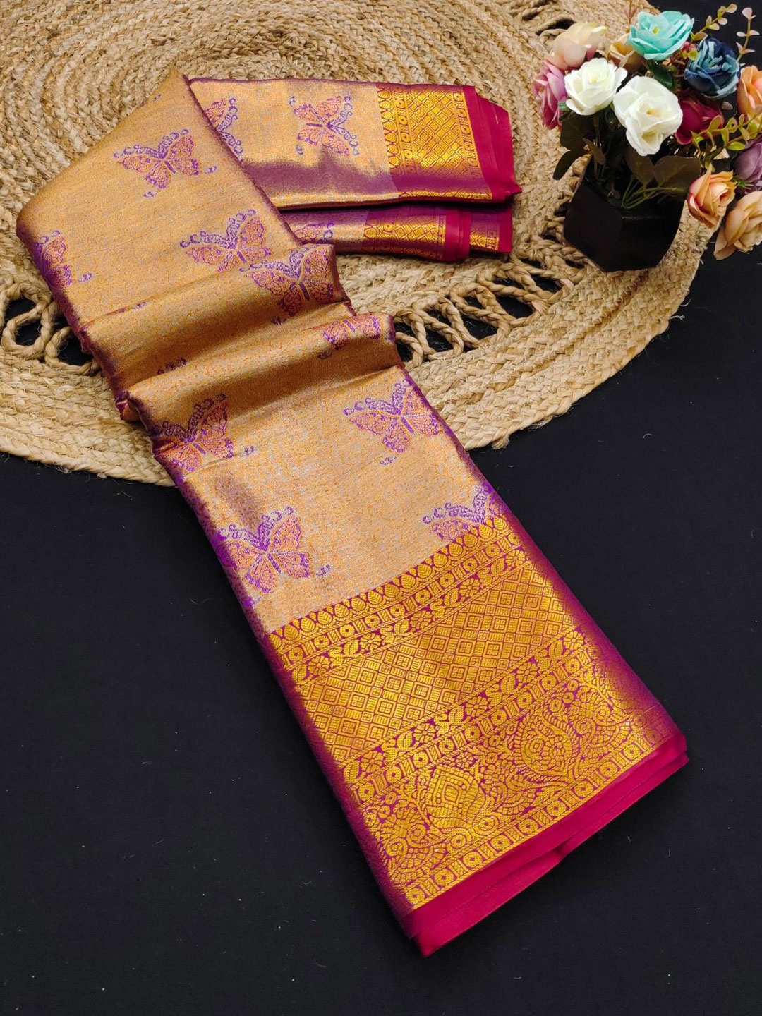 

Mitera Woven Design Zari Pure Silk Kanjeevaram Saree, Purple