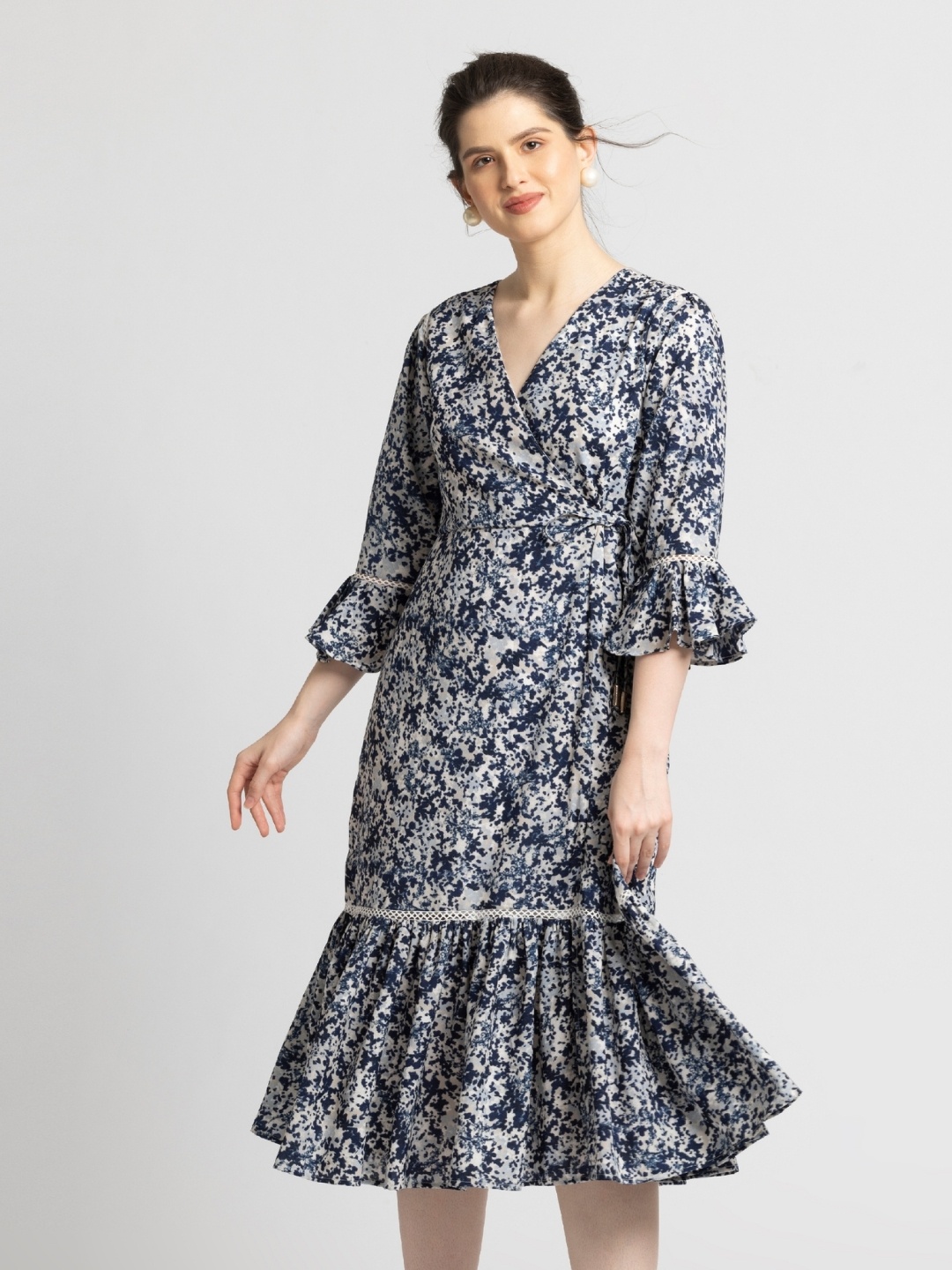 

JULO Print Bell Sleeve Midi Dress, Blue