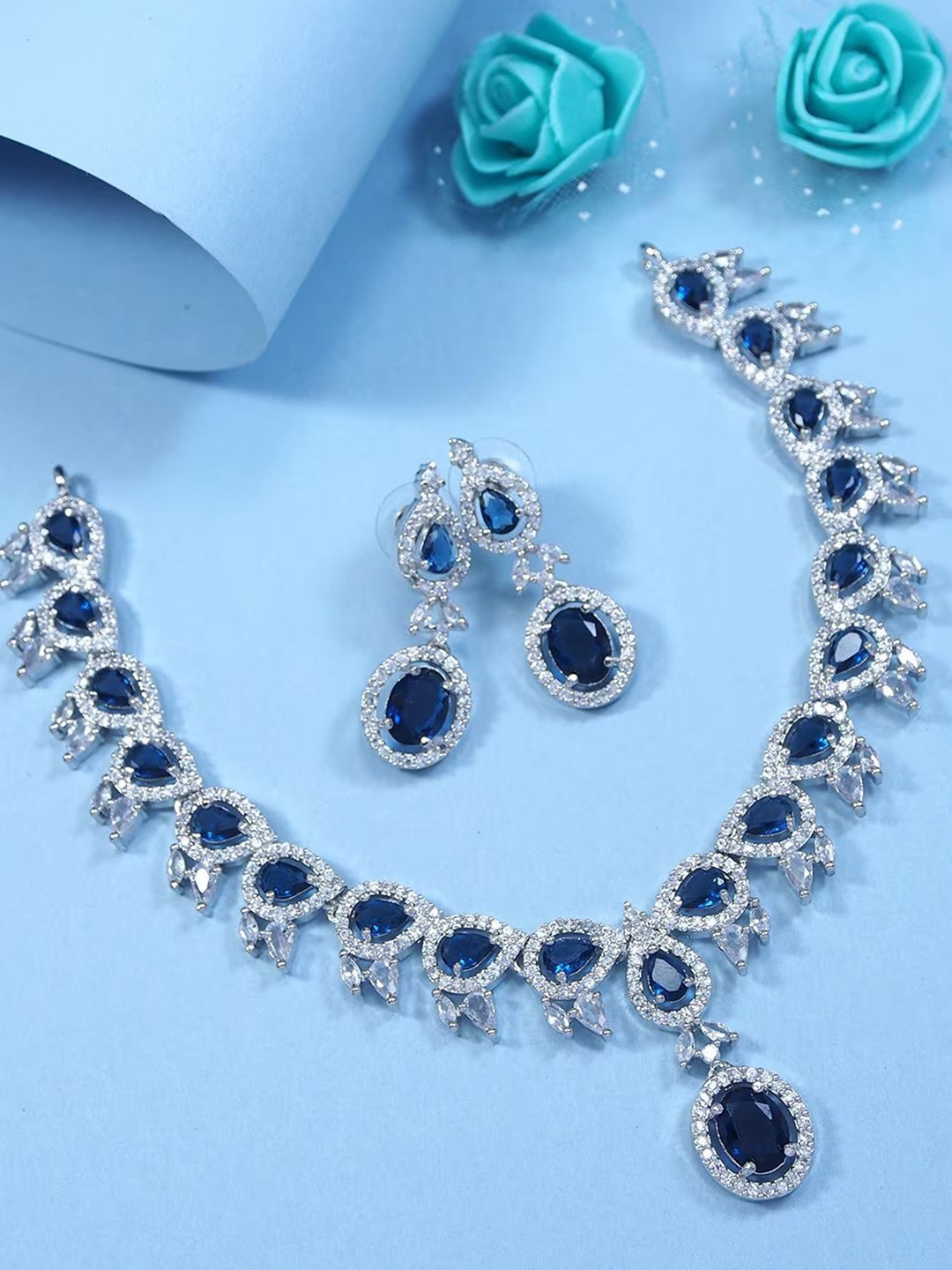 

Rujve Jewellery Silver-Plated Artificial Stone Studded Jewellery Set