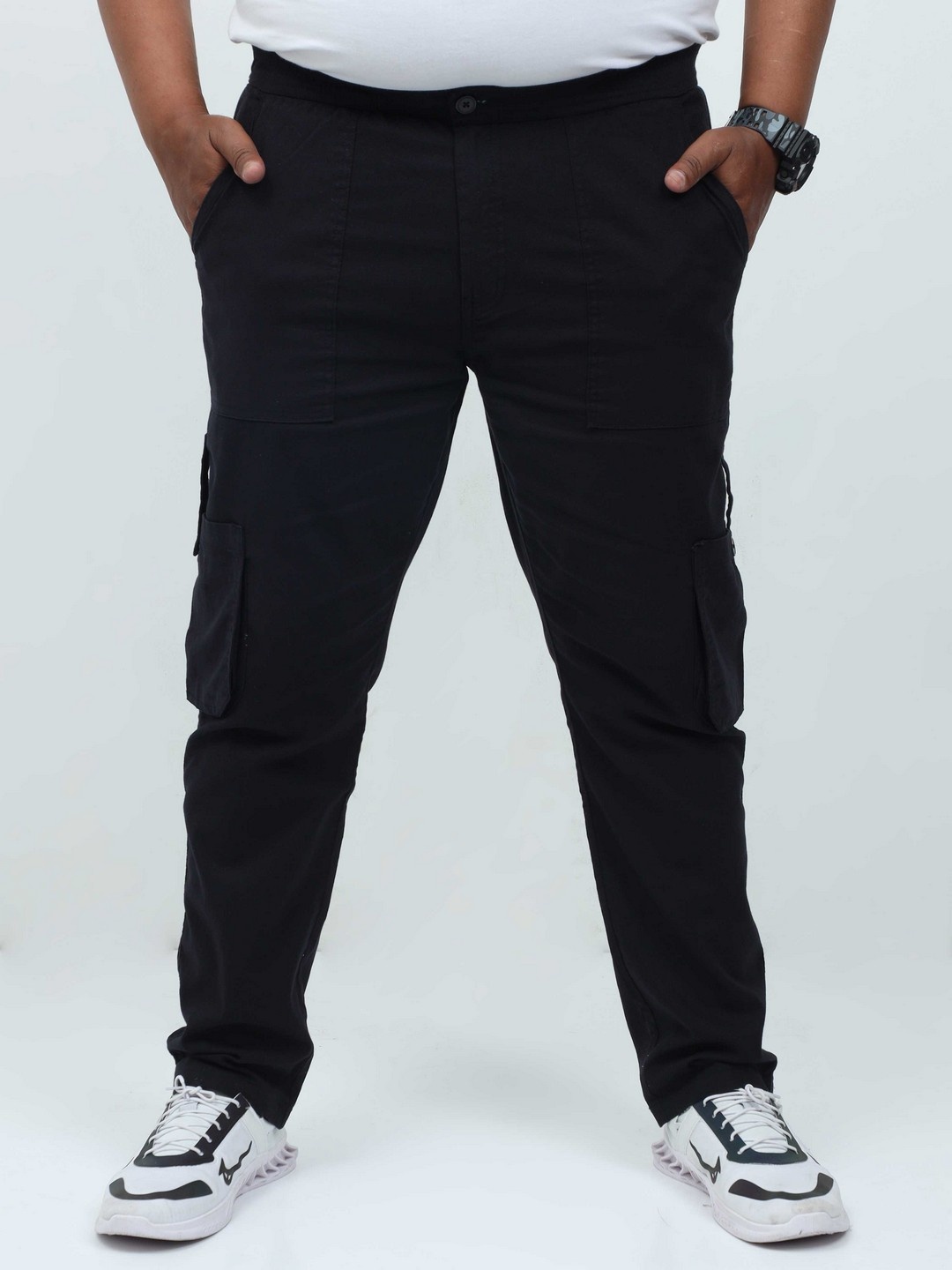 

THE BEETEL HOUSE Men Relaxed Cargos Trousers, Navy blue