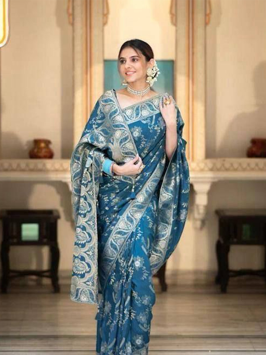 

VILLE FASHION Woven Design Zari Art Silk Kanjeevaram Saree, Blue