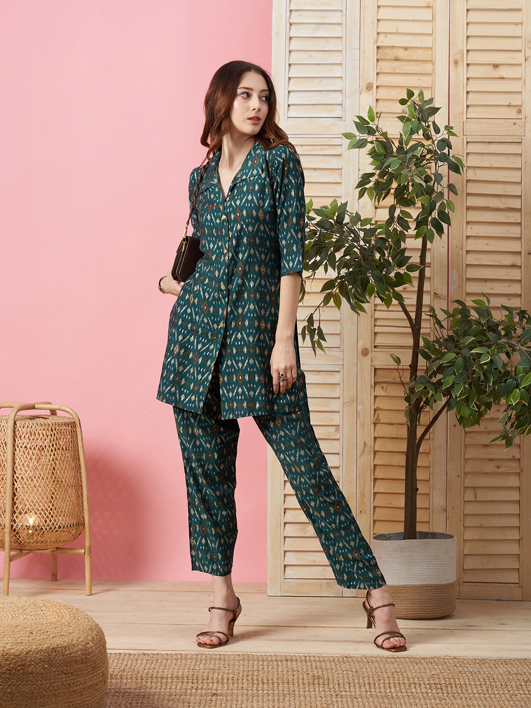 

Moda Rapido Women Regular Pure Cotton Kurta with Trousers, Teal