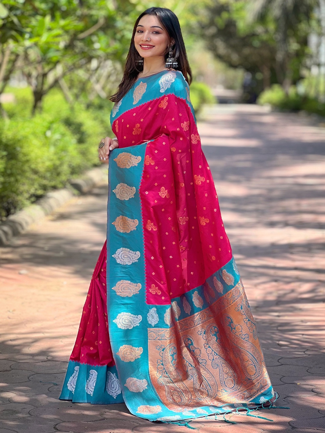 

all about you Woven Design Zari Silk Blend Paithani Saree, Pink