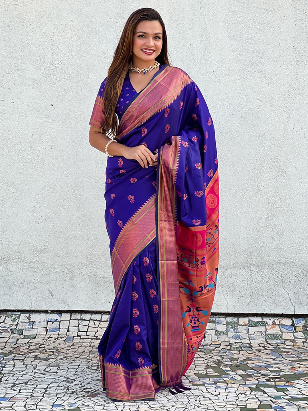 

LeeliPeeri Designer Woven Design Zari Silk Blend Paithani Saree, Blue