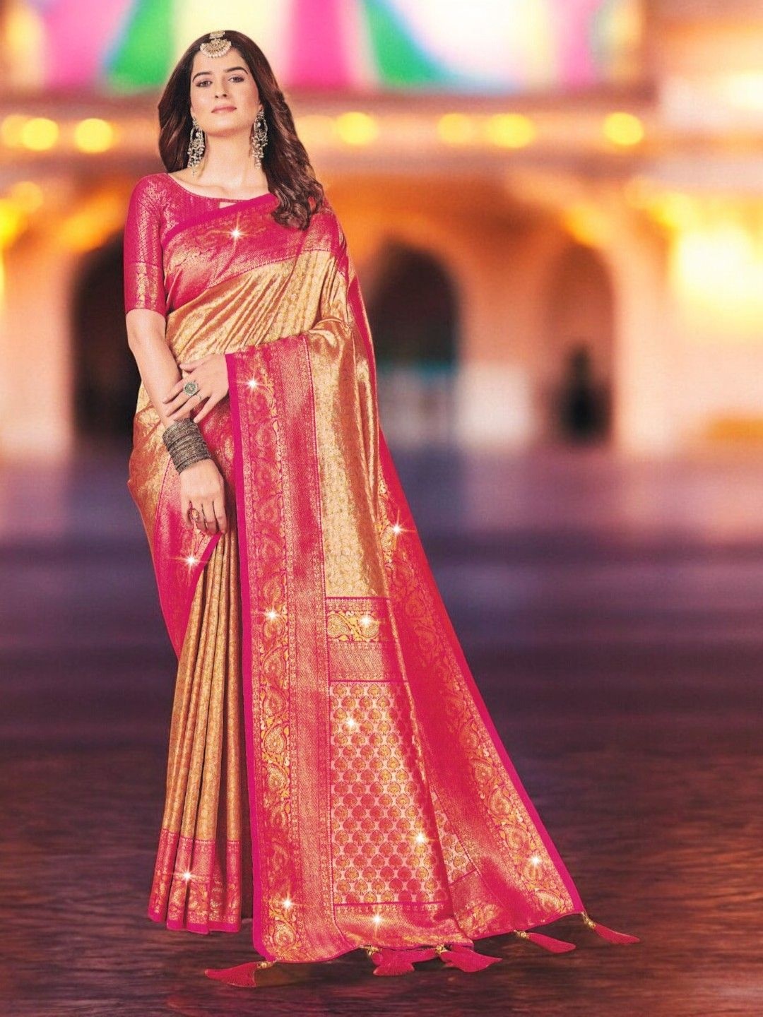 

SHOPPKEE Woven Design Zari Silk Blend Banarasi Saree, Gold