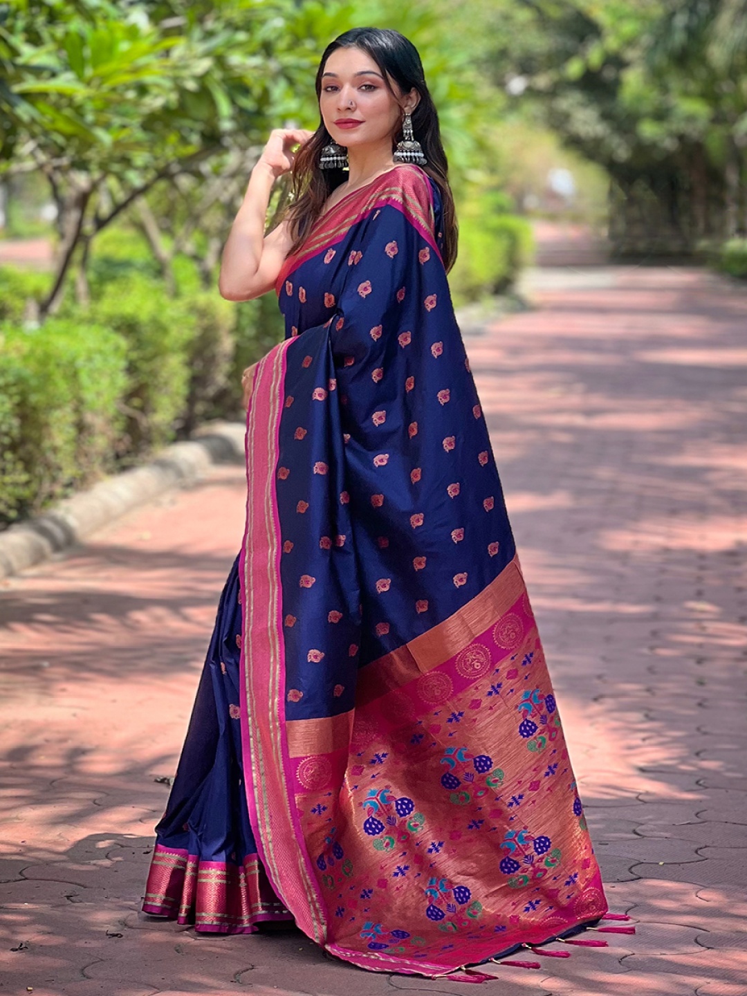 

all about you Woven Design Zari Silk Blend Paithani Saree, Navy blue