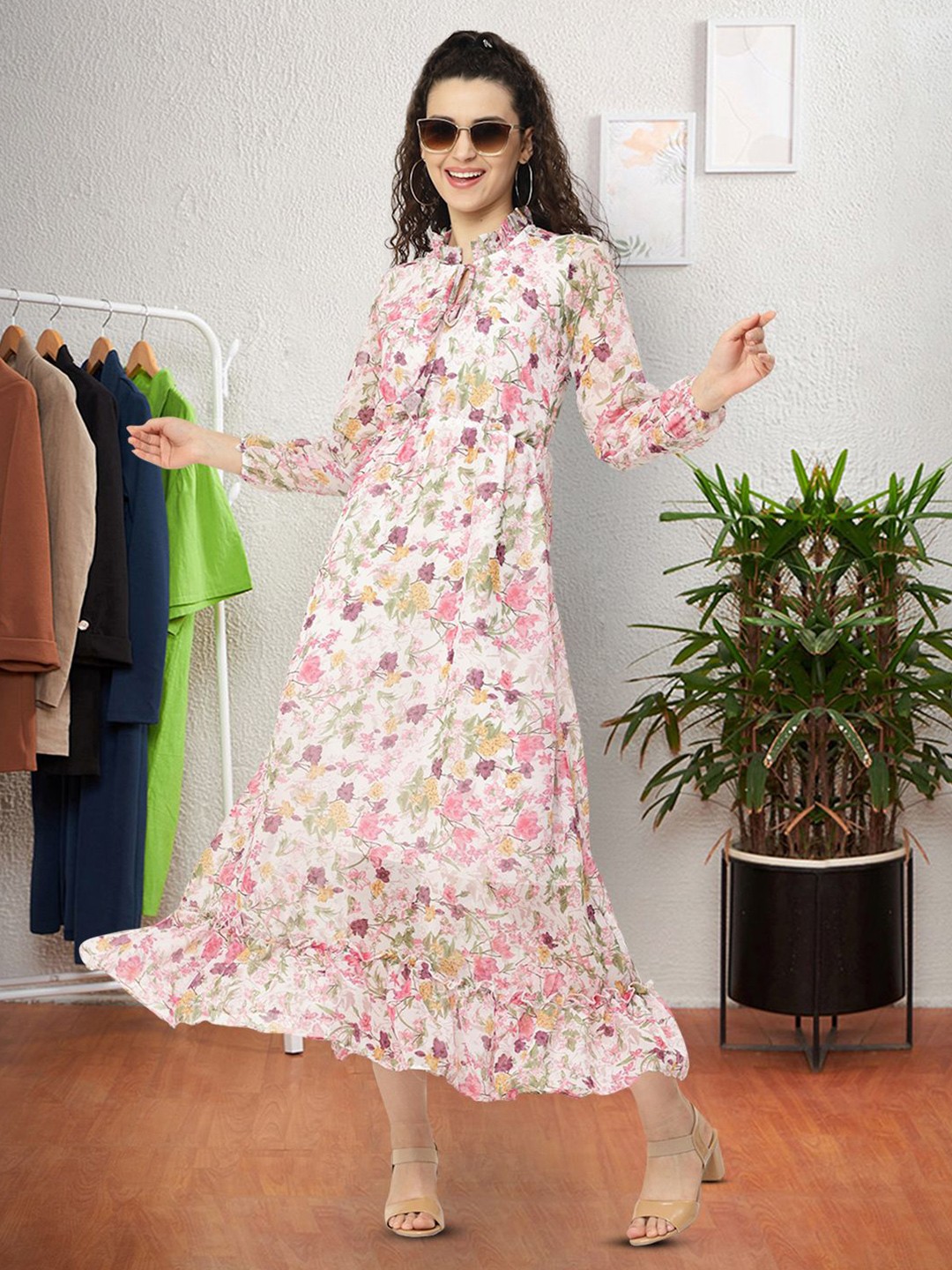 

Moda Rapido Floral Print Keyhole Neck Applique Fit & Flare Dress, Multi