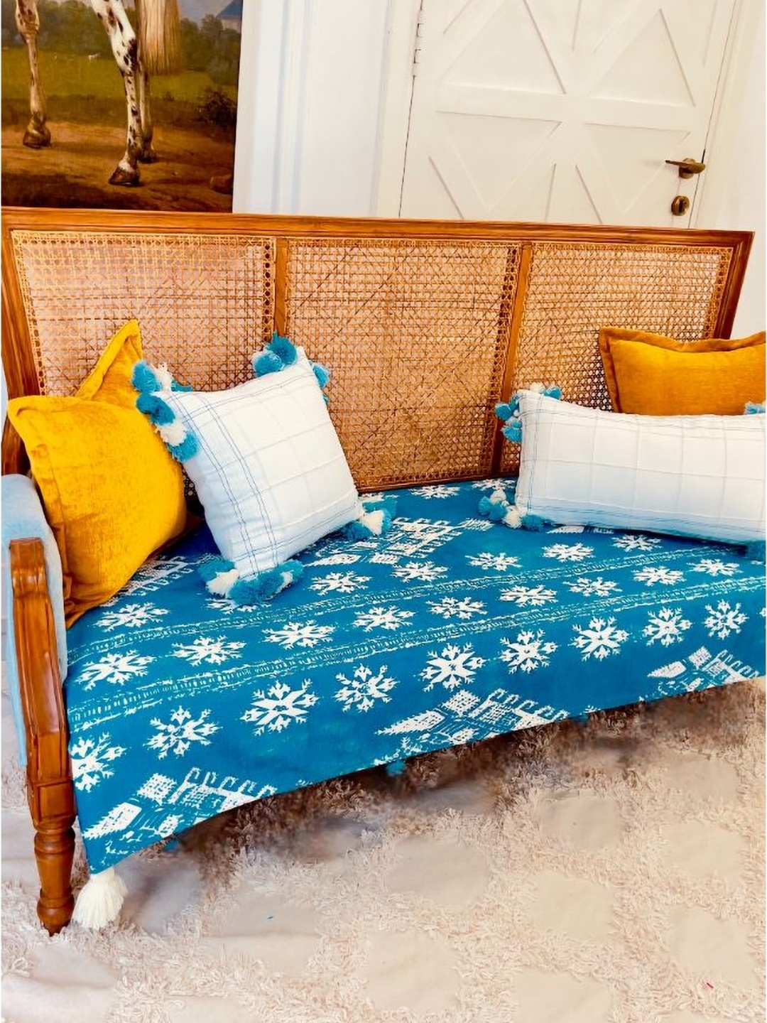 

THROWPILLOW Blue & White Printed Polyester 1 Piece Sofa Cover