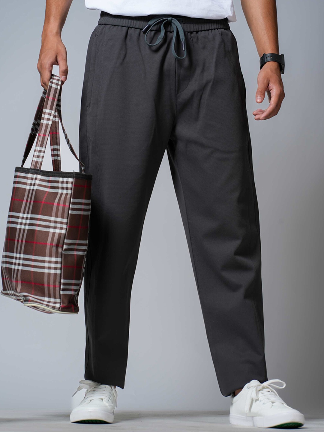 

Fort Collins Men Relaxed Fit Joggers, Grey