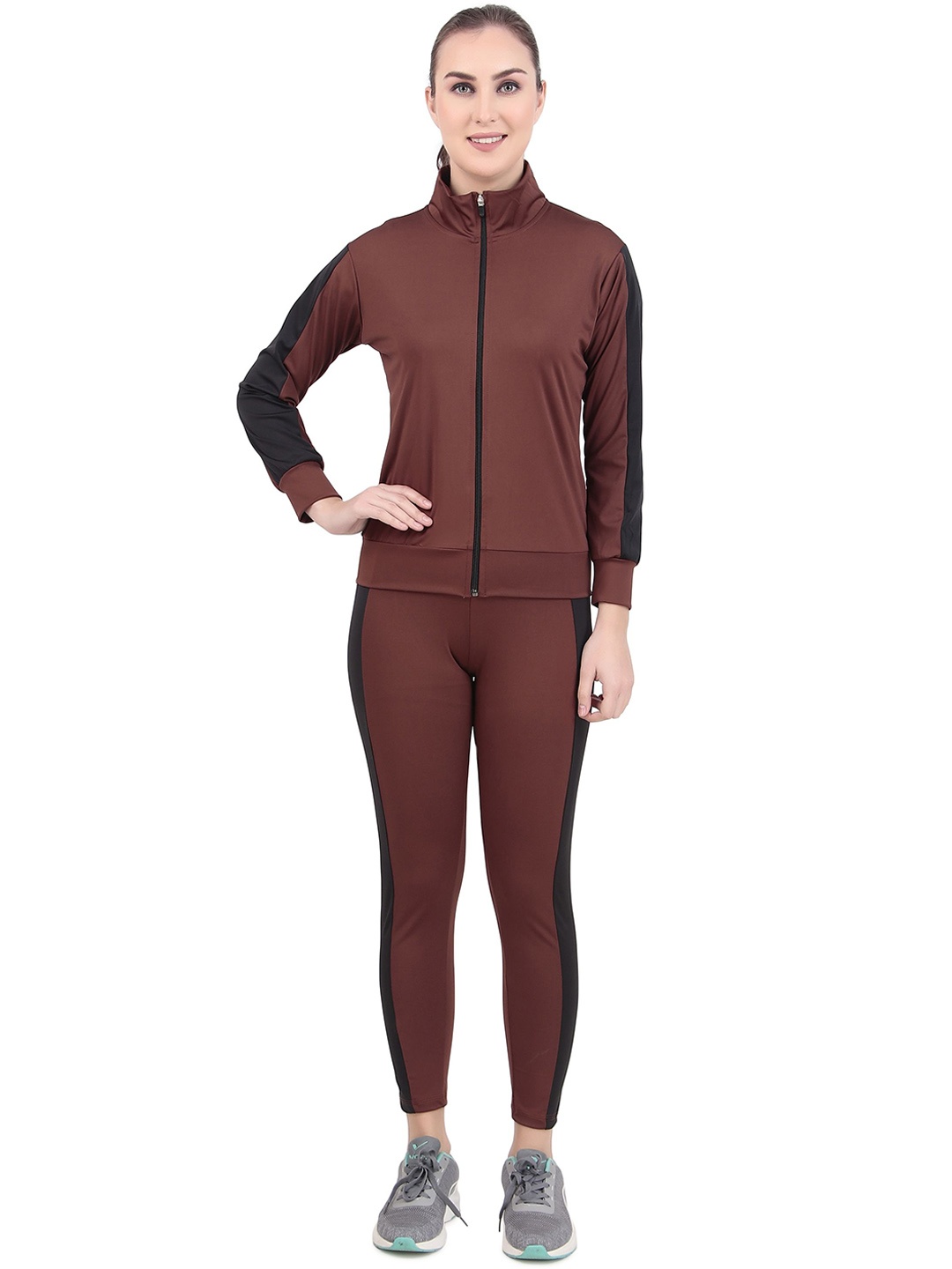 

BENZOS Mock Collar Neck Tracksuit, Brown