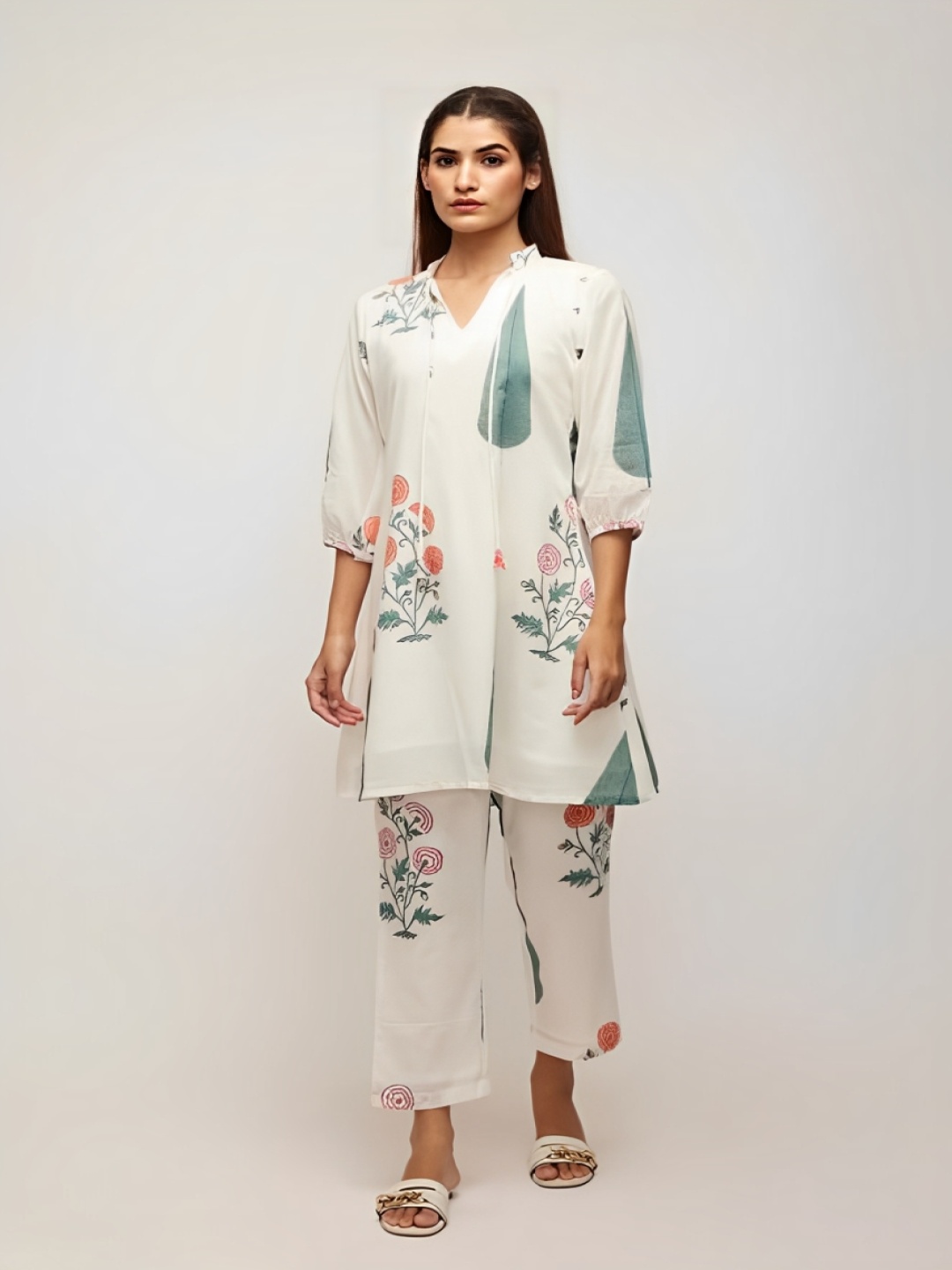 

Moda Rapido Women Floral Regular Pure Cotton Kurta with Trousers, White
