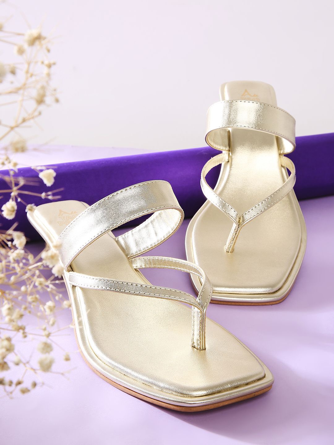 

Tao Paris Kitten Sandals, Gold