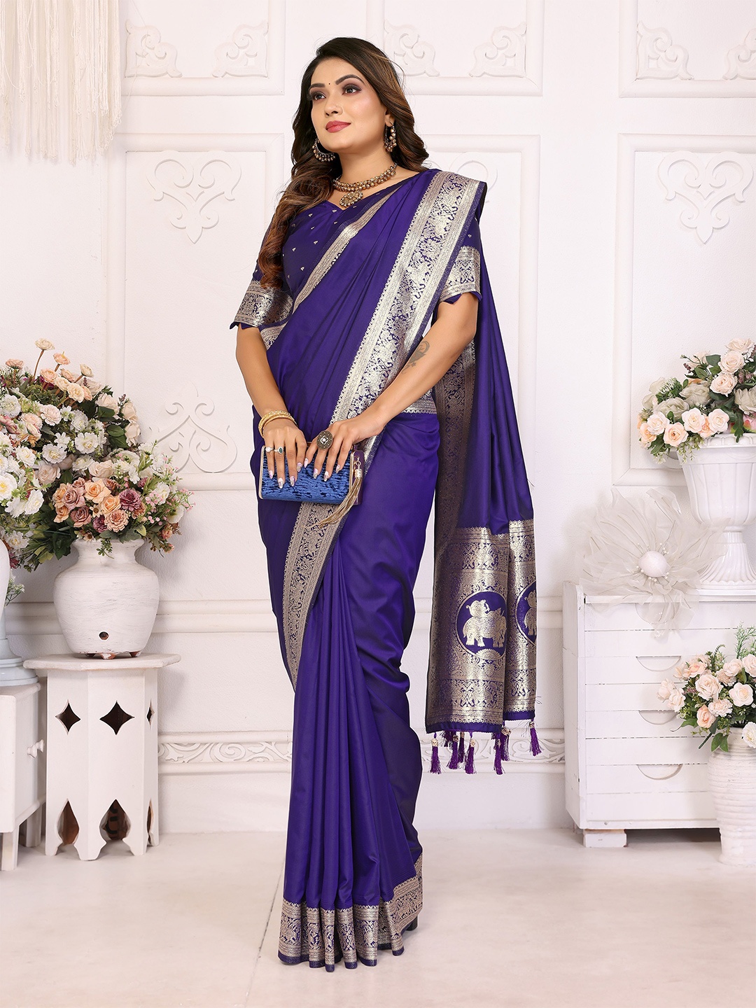 

Vintro Zari Silk Blend Banarasi Saree, Violet