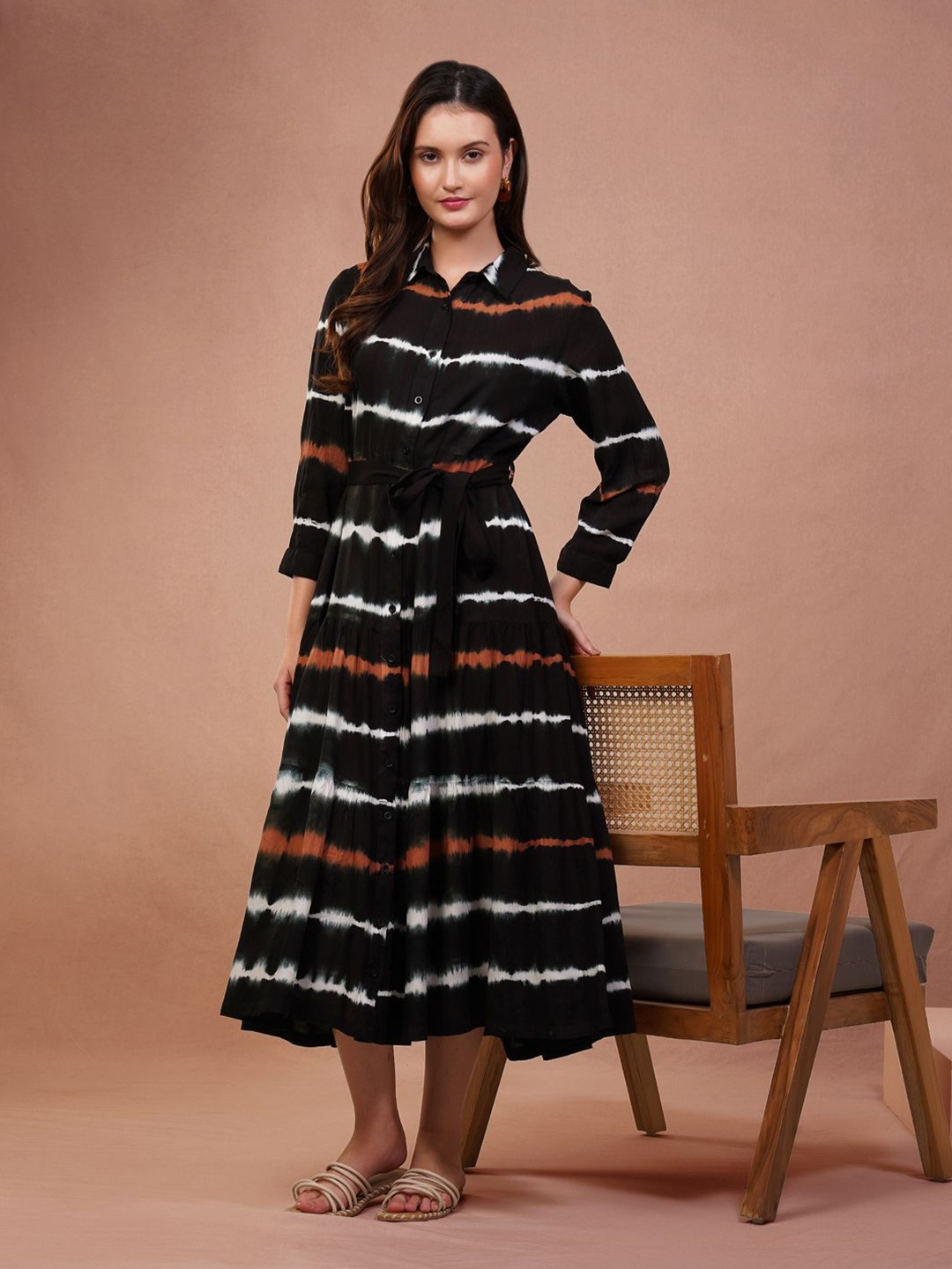 

Zenava by Myntra Tie and Dye Print Fit & Flare Midi Dress, Black