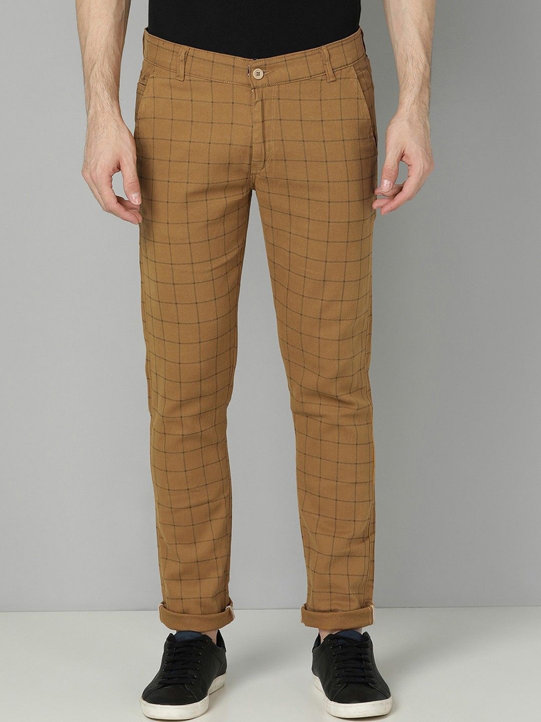 

PulseIQ Men Checked Slim Fit Easy Wash Trousers, Brown