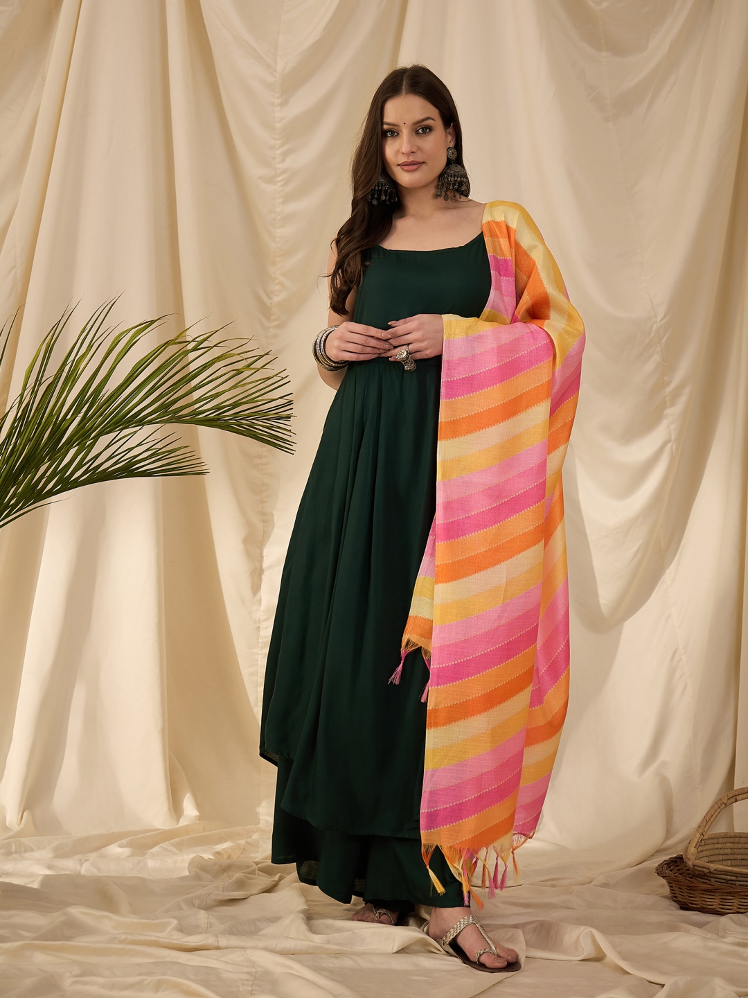 

InWeave Women Regular Kurta with Palazzos & With Dupatta, Green