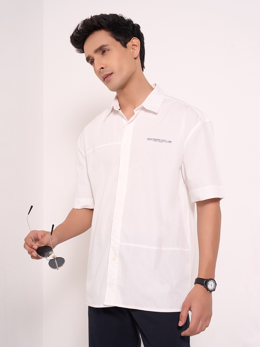 

Peregrine by Pantaloons Men Boxy Opaque Casual Shirt, Off white