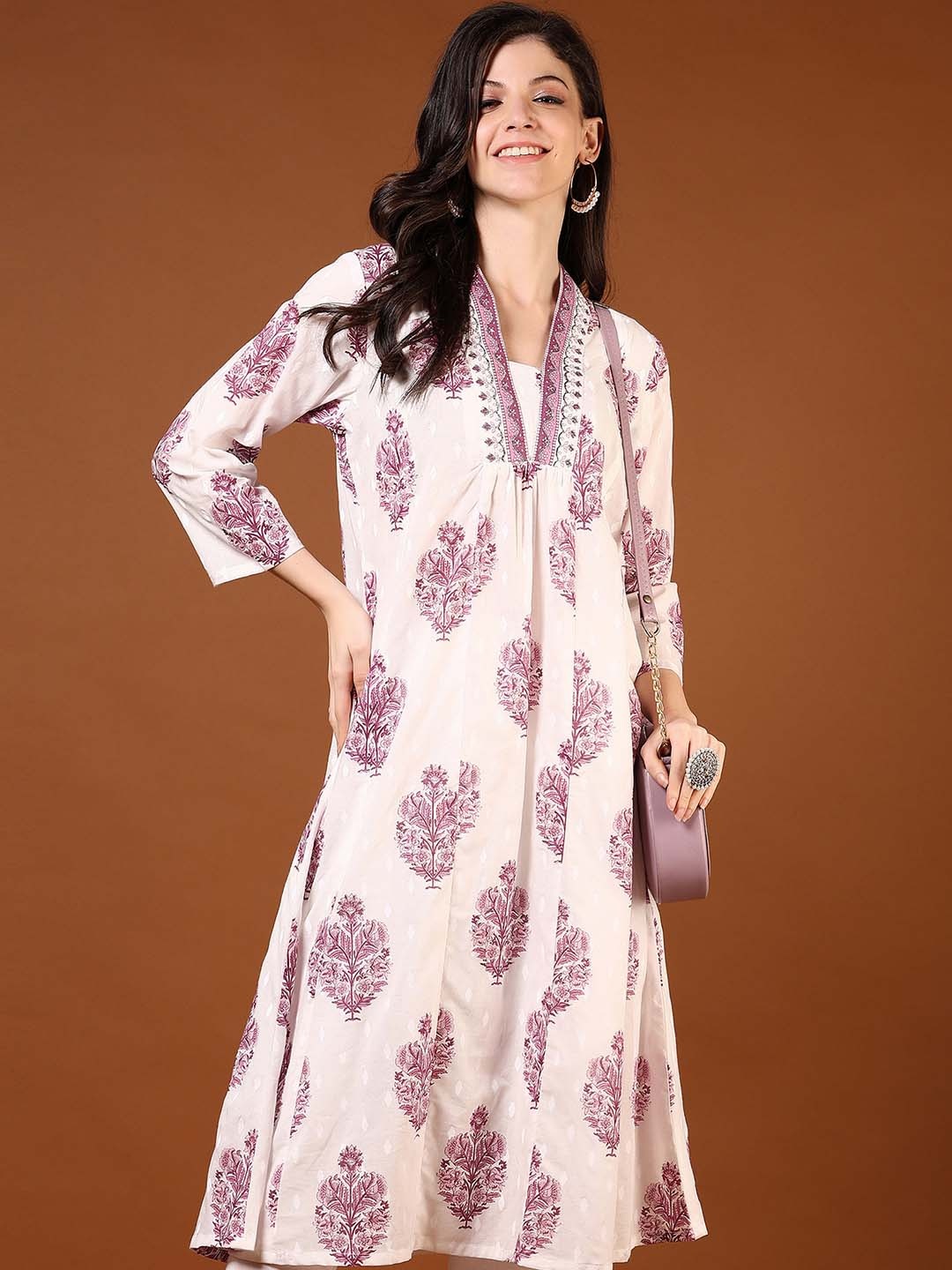 

V-Mart Women Paisley Printed Mirror Work Kurta, Lavender