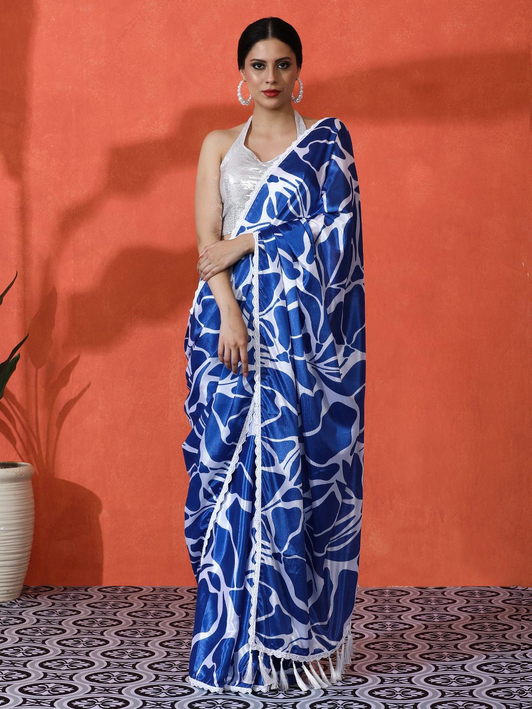 

Sangria Embellished Floral Printed Digital Printed Satin Saree With Blouse Piece, Blue