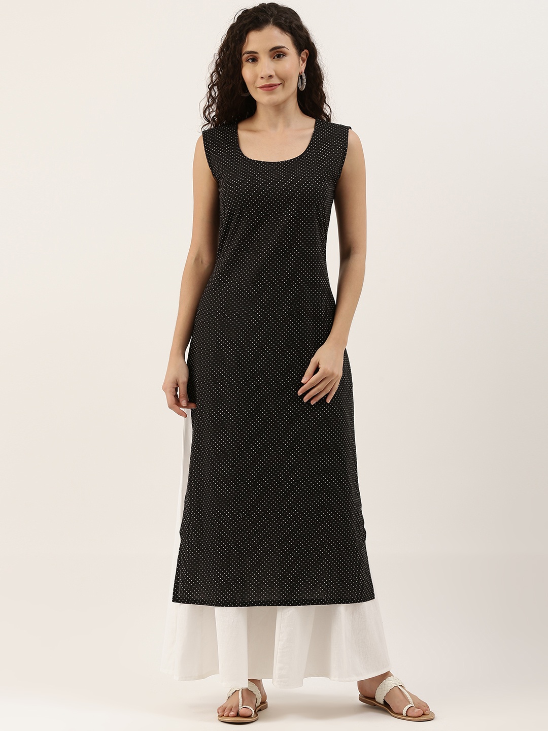 

Fourleaf Women Regular Pure Cotton Kurta with Palazzos, Black