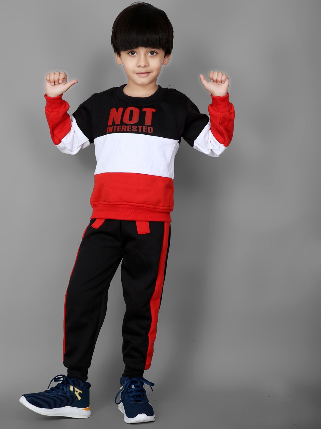 

MAYNEISHA Kids Colourblocked Round Neck Sweatshirt With Joggers, Red