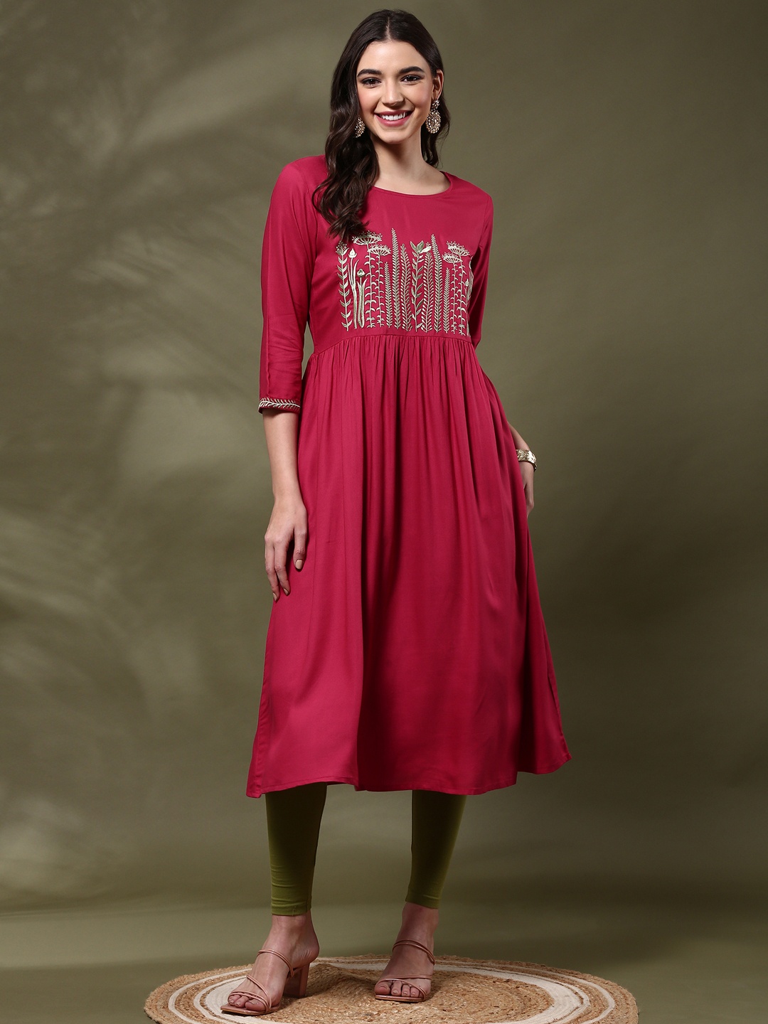 

Alena Women Striped Thread Work Kurta, Red