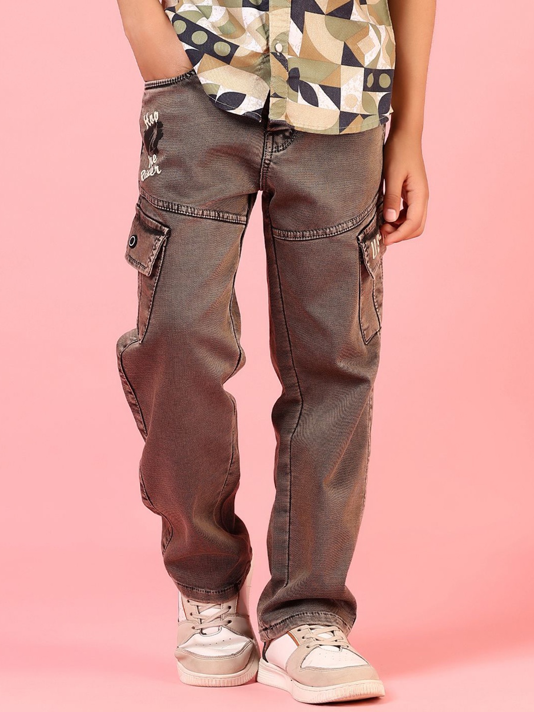 

V-Mart Boys Light Fade Jeans, Brown