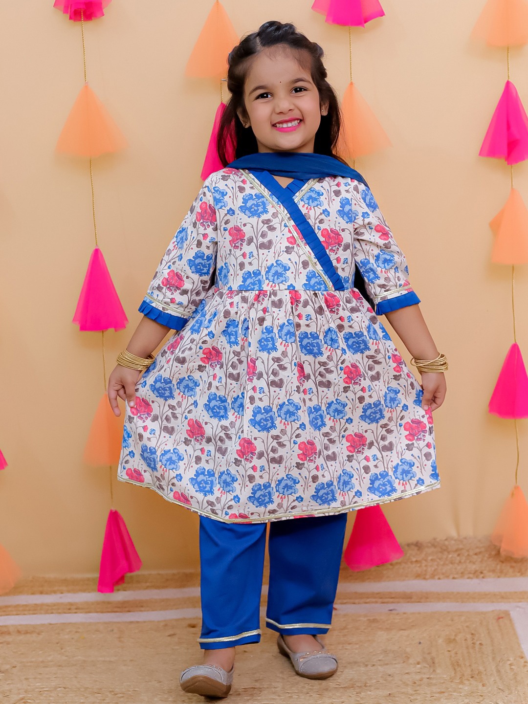

Aj DEZInES Girls Ethnic Motifs Printed Regular Pure Cotton Kurta with Salwar & With Dupatta, Blue