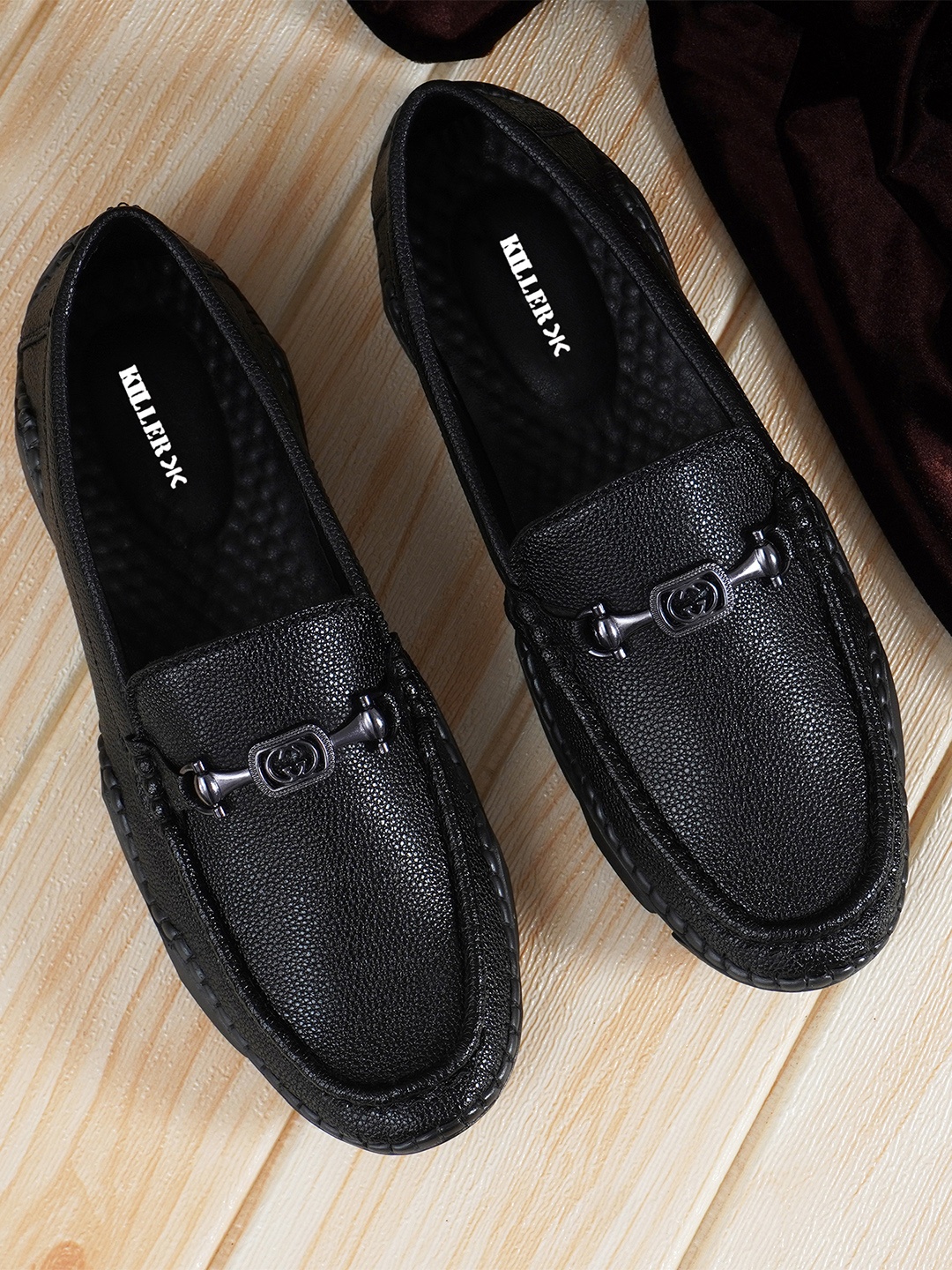 

Killer Men Textured Loafers, Black
